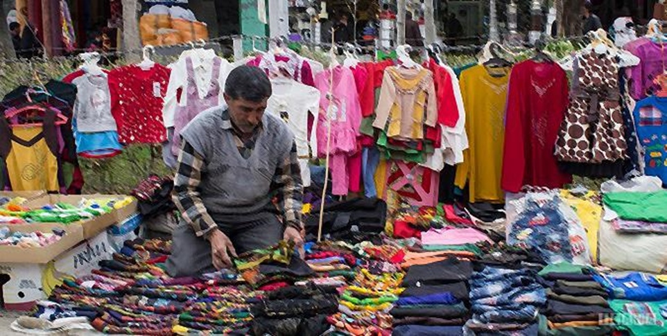 جمع آوری ضربتی دستفروشان بدون ایجاد شغل جایگزین، آسیب های اجتماعی در پی دارد -   